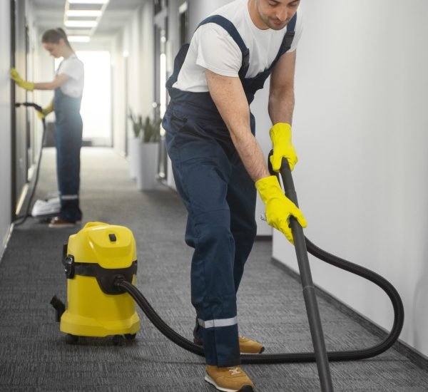 full-shot-people-cleaning-building
